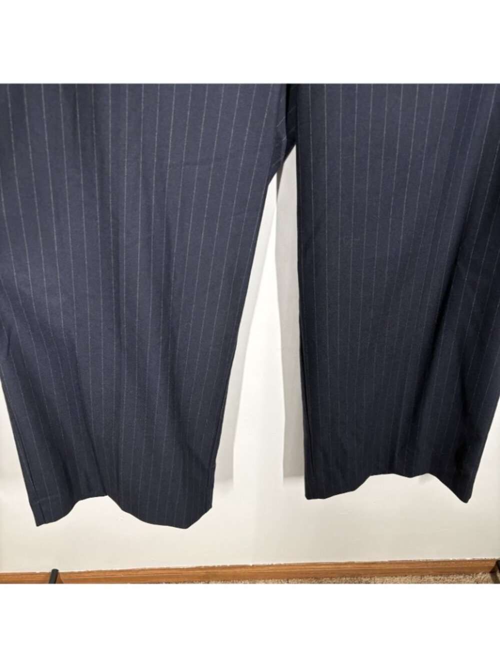 Ashley Graham Women Plus Sz 14W Navy Pin Stripe Mid-Rise Wide Leg Trouser NWT - Picture 6 of 14